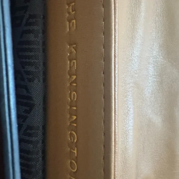 Kurt Geiger SoHo Tan Quilted Shoulder Bag - Picture 6 of 7